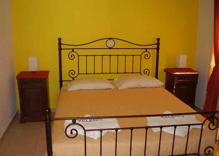 Kelenis Karterados (Santorini)